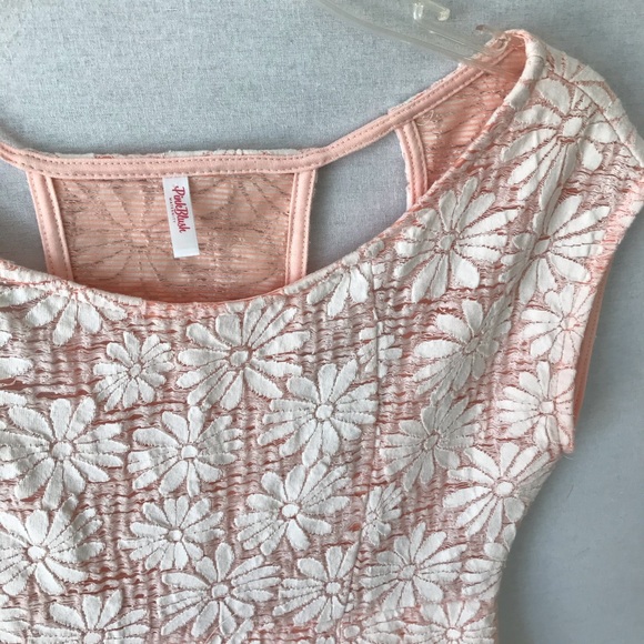 Pink Blush Maternity Daisy Pattern Dress (S) - Picture 3 of 10